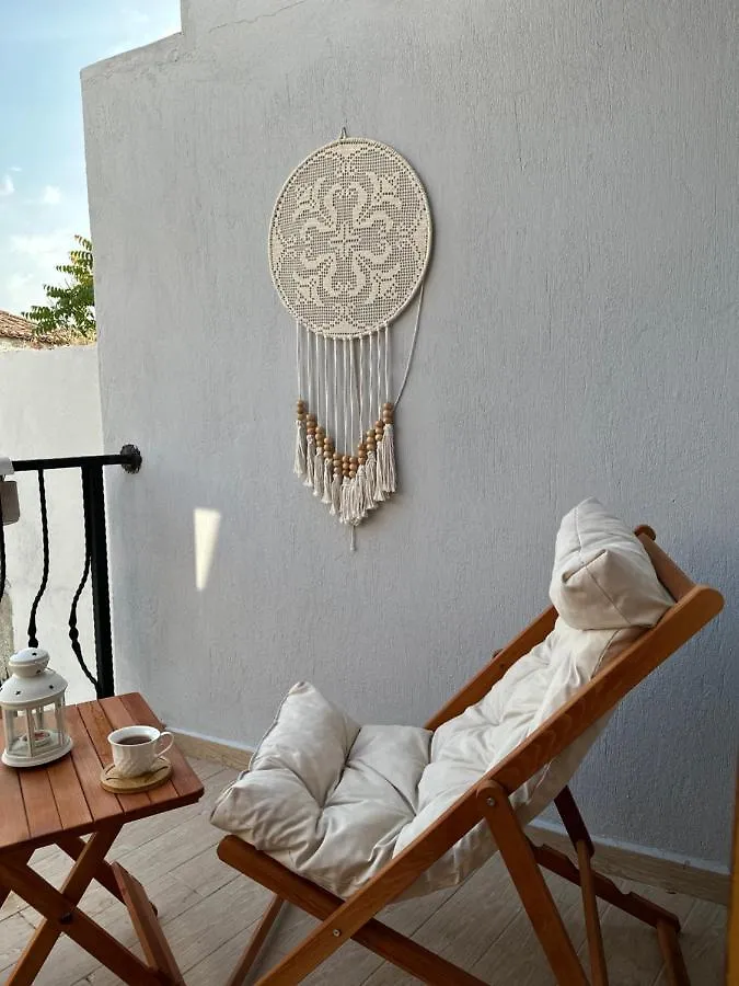 فندق Hanole Guest House Ayvalı تركيا