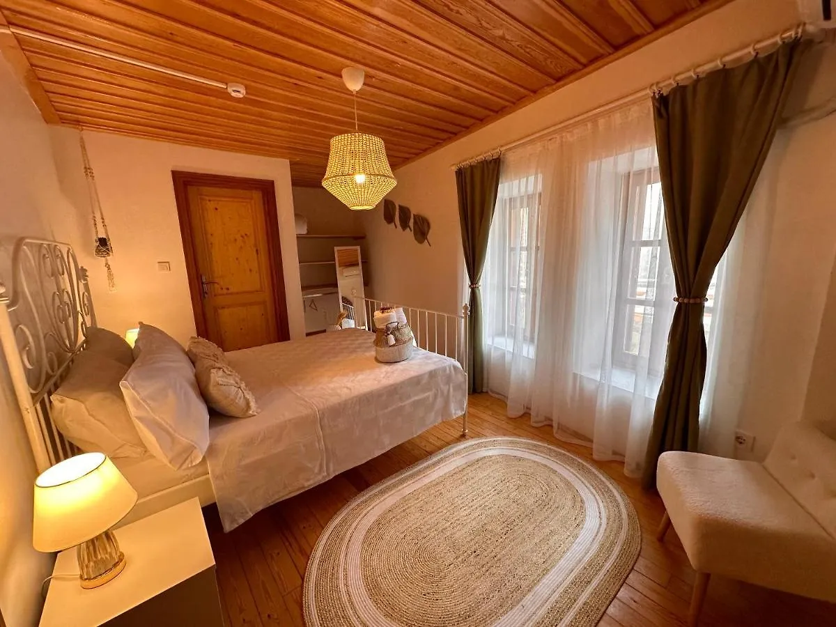 Hanole Guest House Ayvalı ホテル