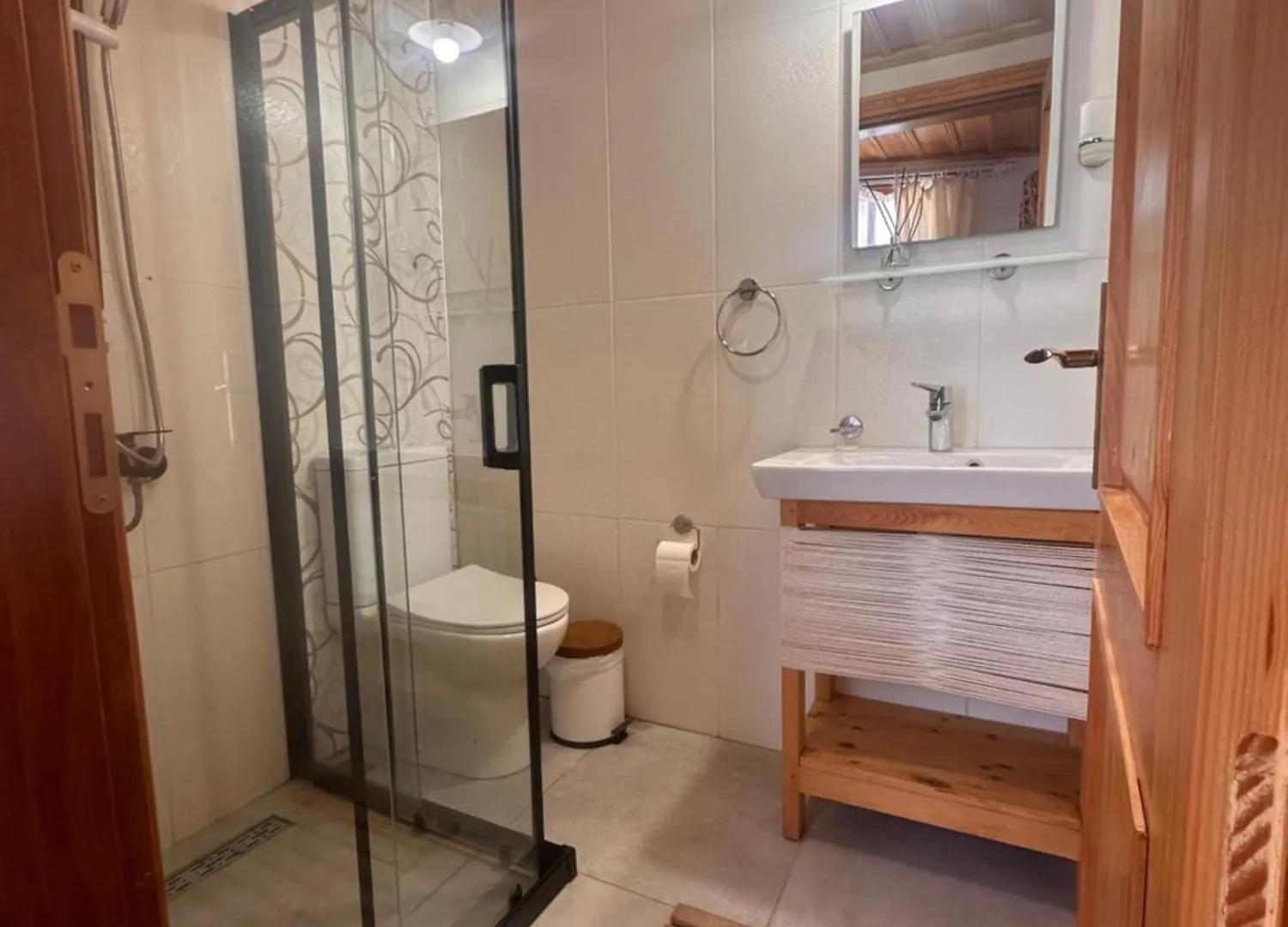 فندق Hanole Guest House Ayvalı