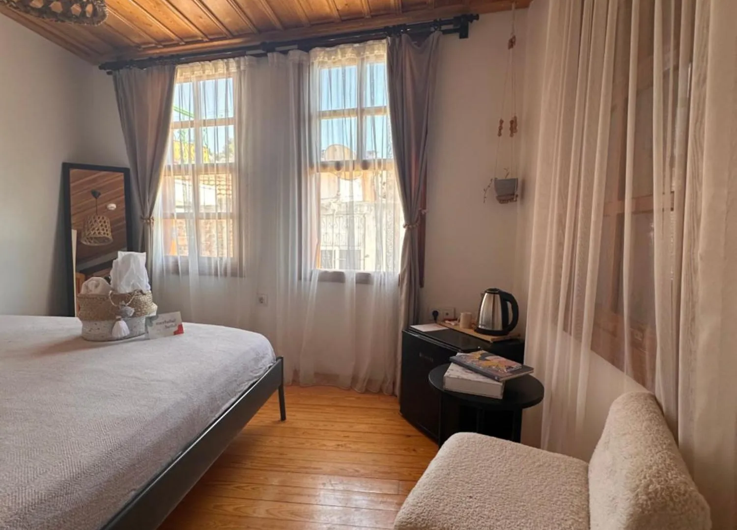 فندق Hanole Guest House Ayvalı تركيا