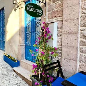 Ayvalık Rebetiko Otel